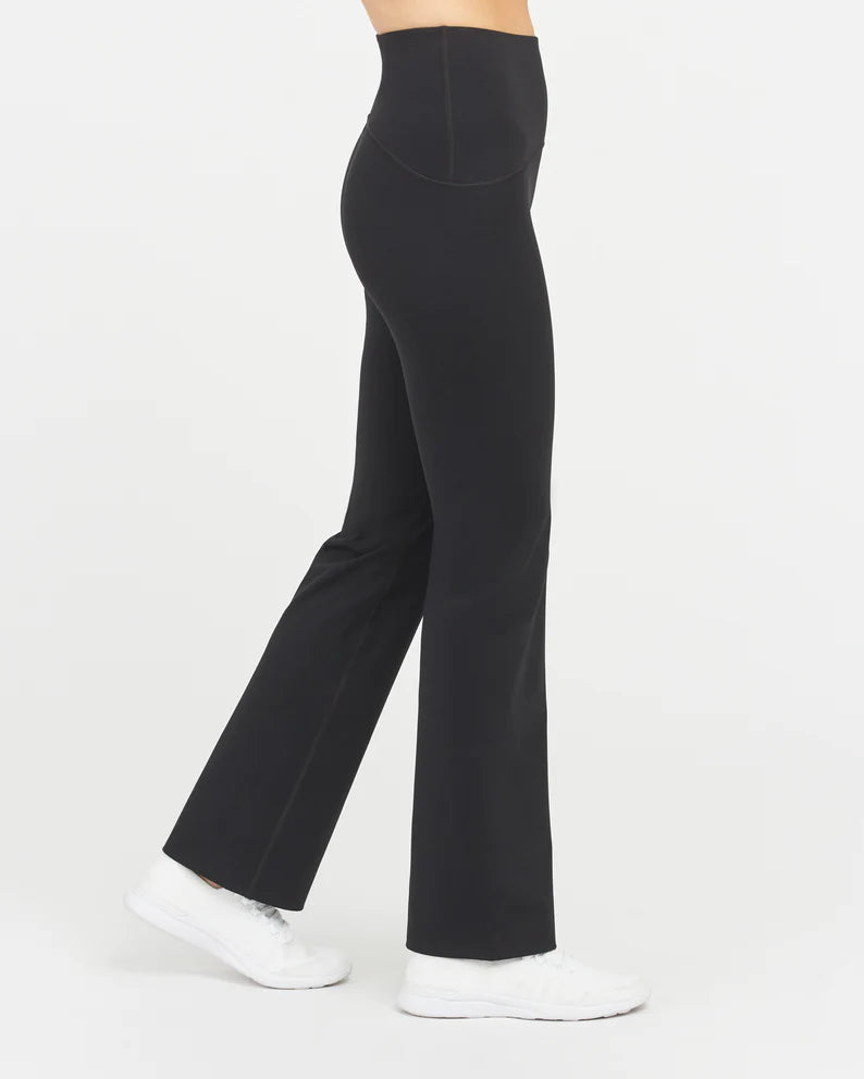 SPANX Booty Boost Flare Yoga Pant – Six Sisters Boutique-NULU
