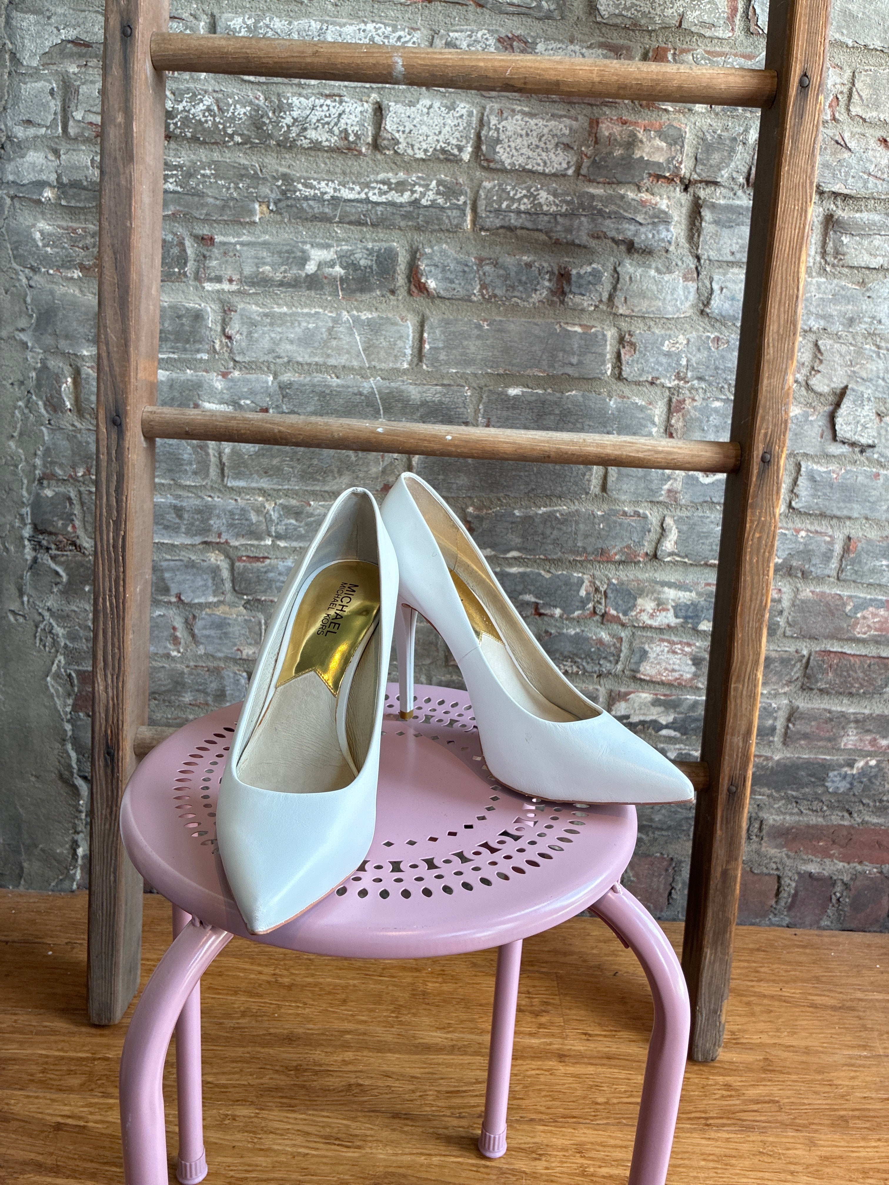 Michael Kors White Pumps - 7