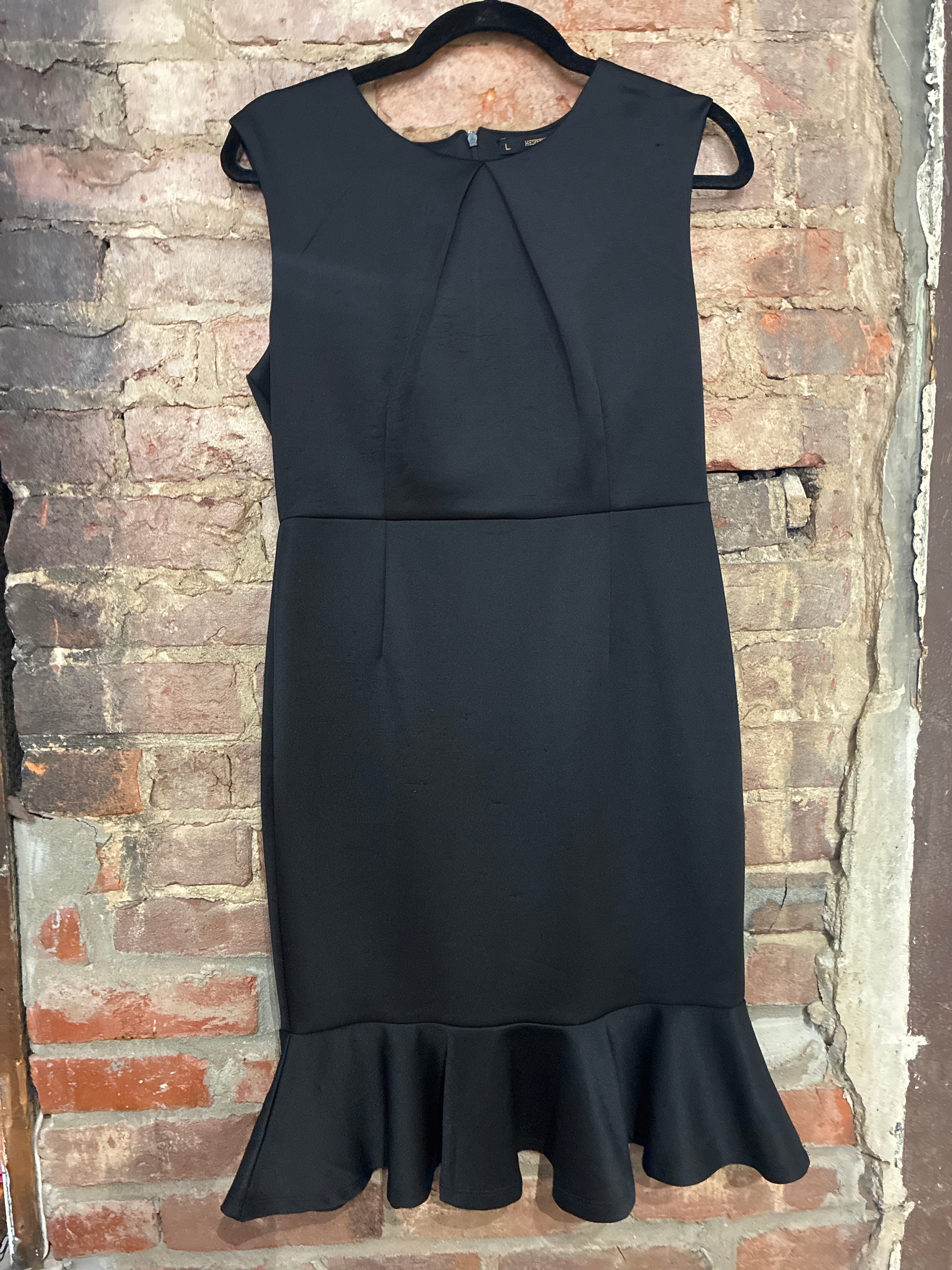 Black Sleeveless Peplum Dress