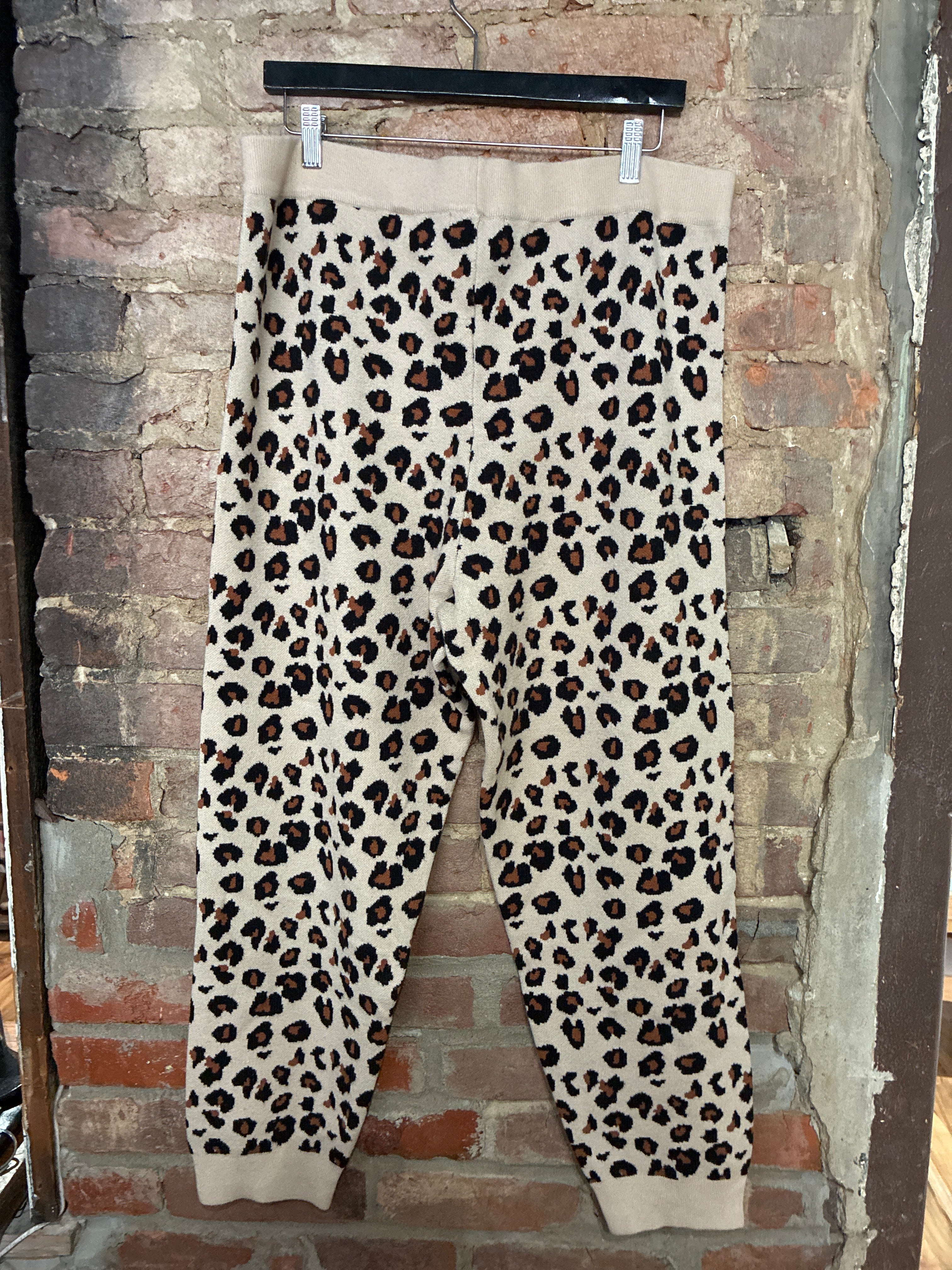Leopard Knit Pants 1X