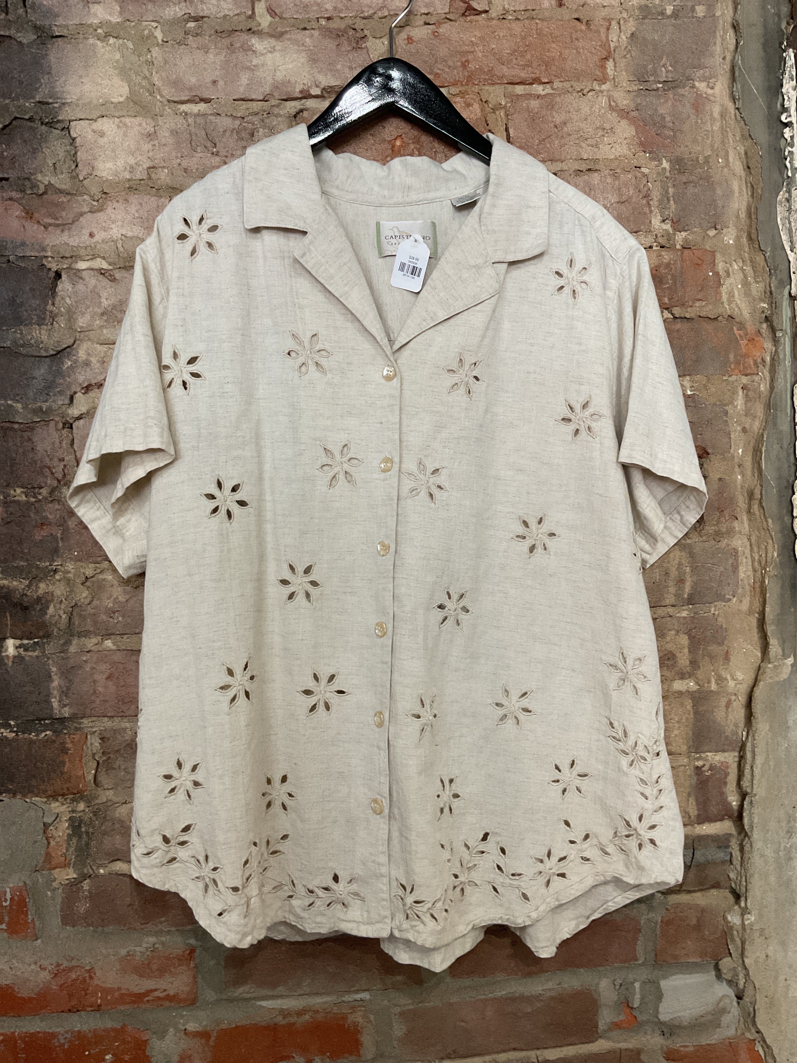 Capistrano Cream Eyelet Button Up XXL