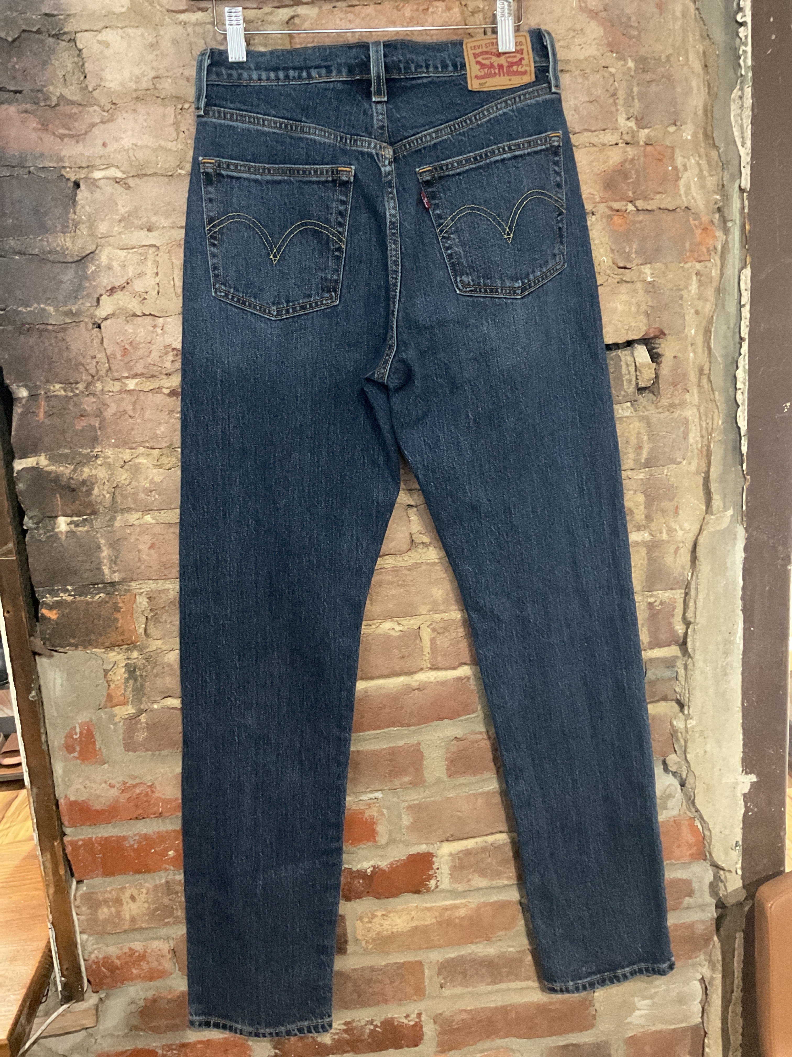 Levi’s 501 Dark Wash Jeans 26x32
