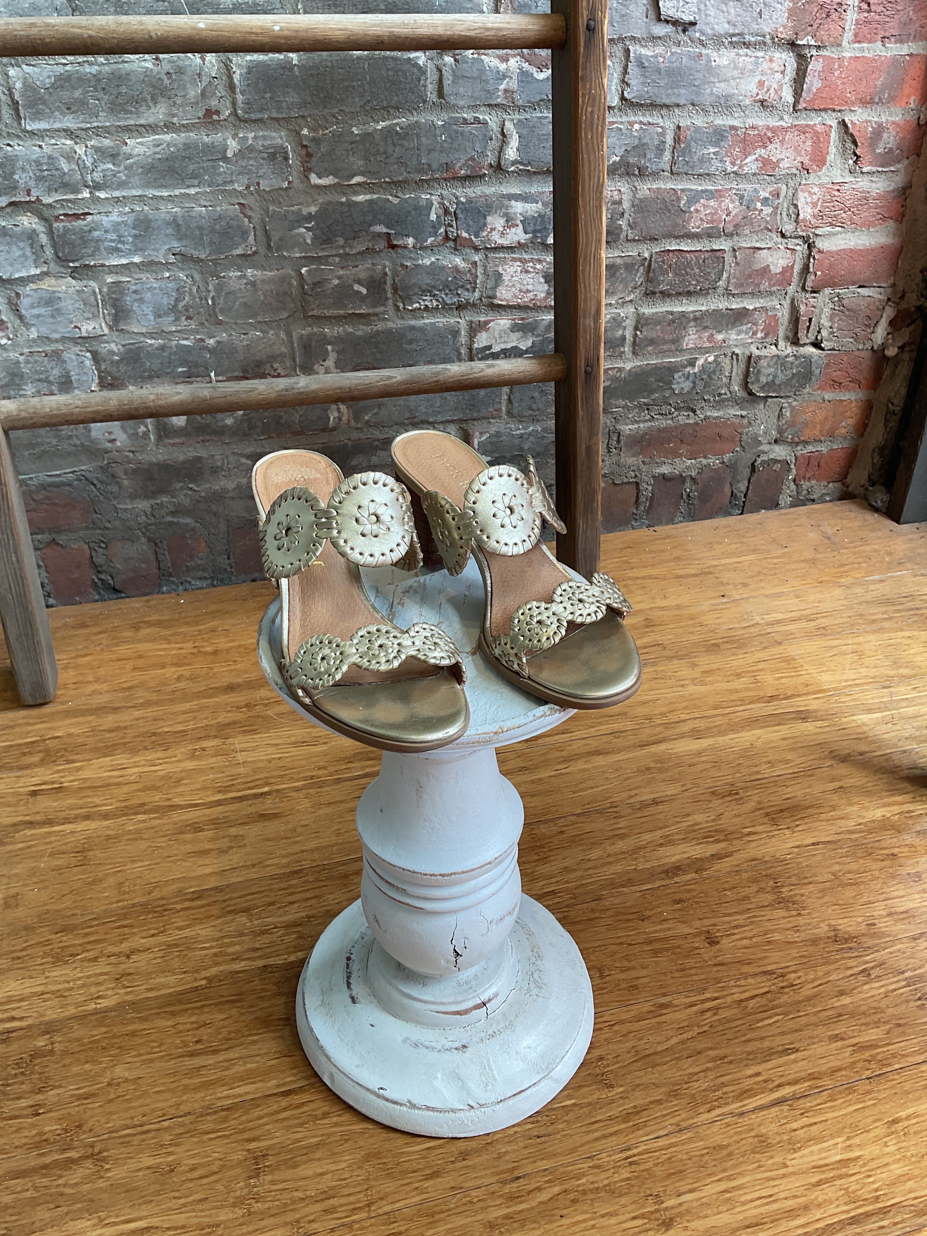 Jack Rogers Golden Block Heel - 6.5