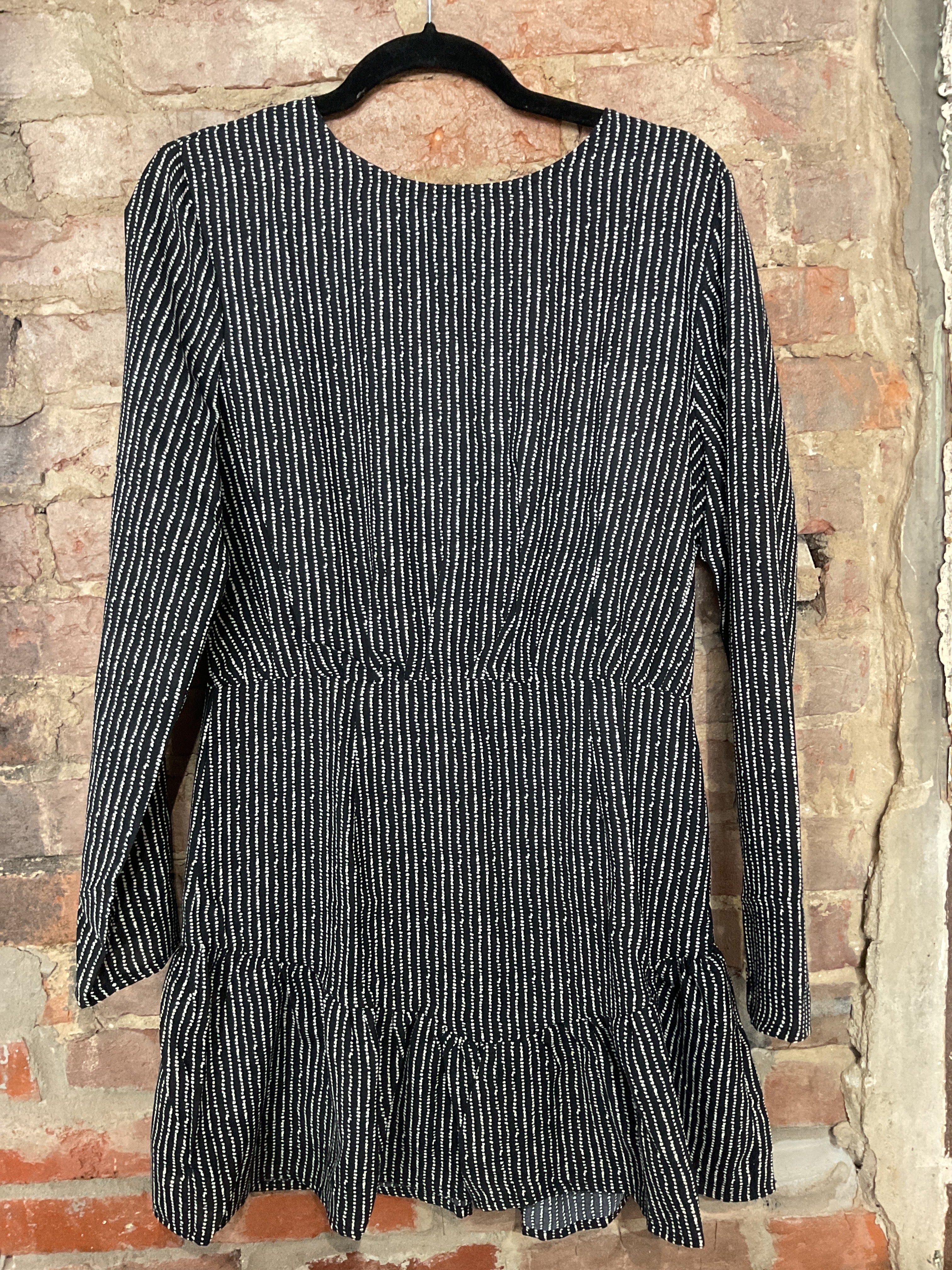 NWT Black and White Long Sleeve Mini Dress - M