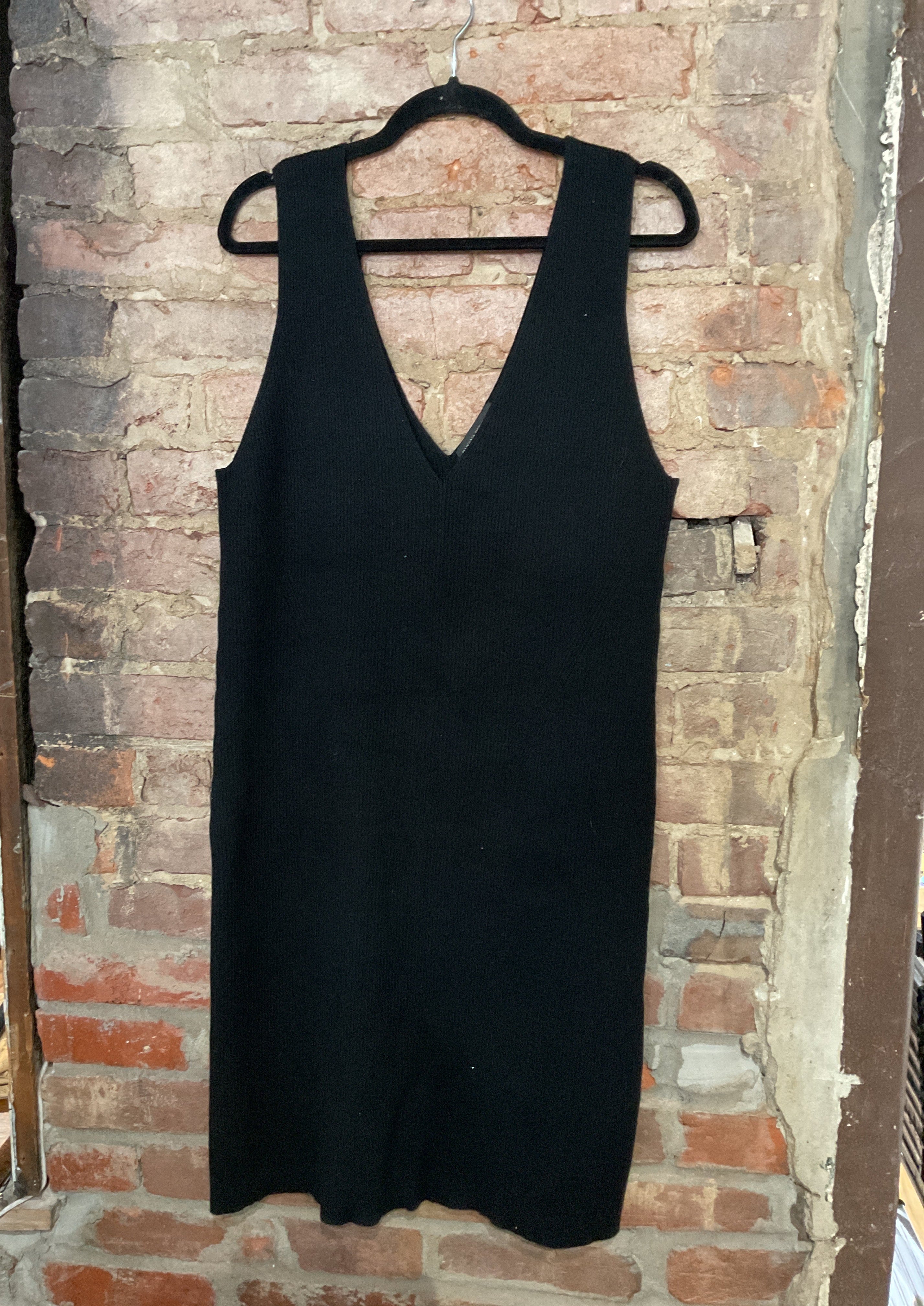 Black Ribbed V-neck Dress