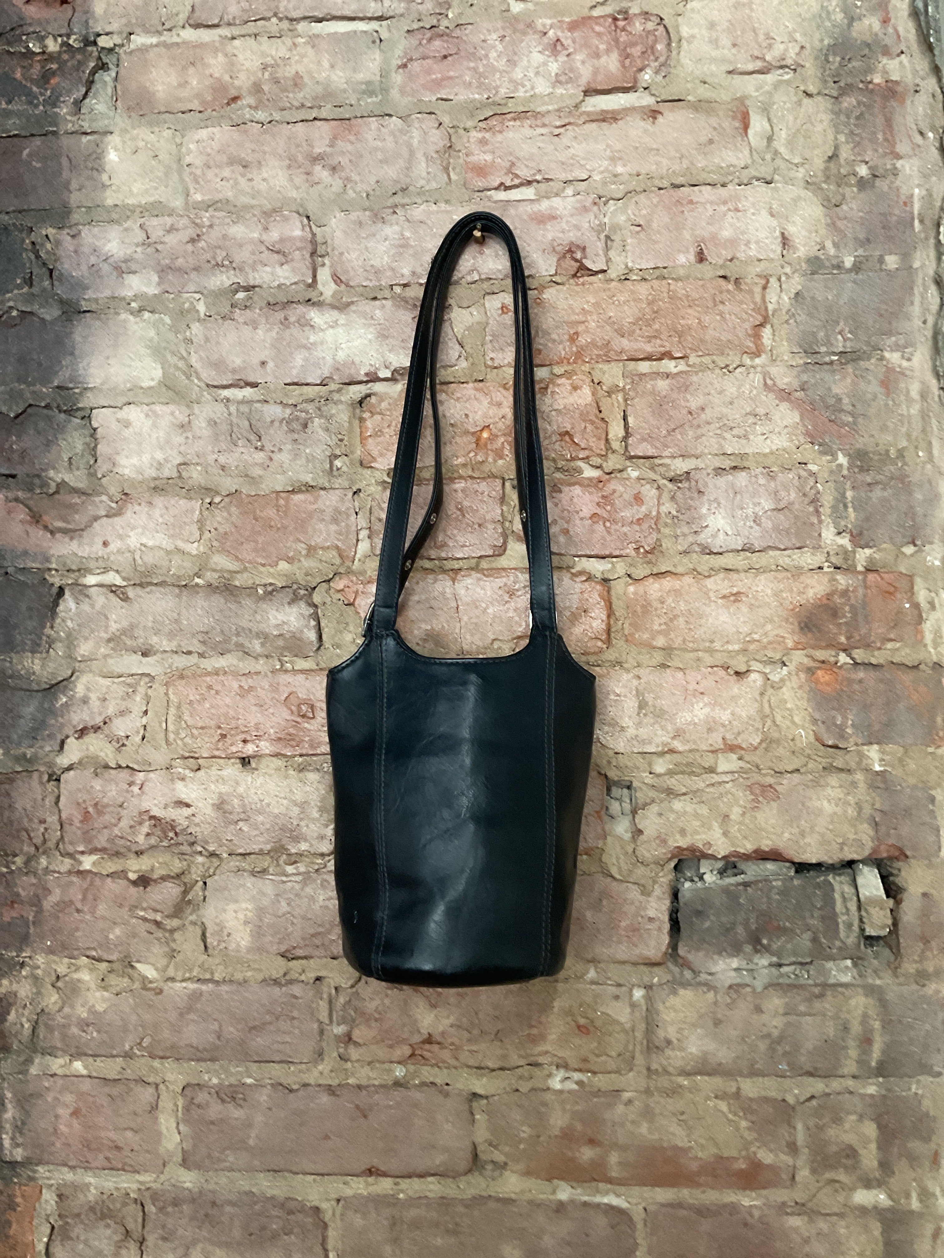 Black Round Mini Buckle Shoulder Bag