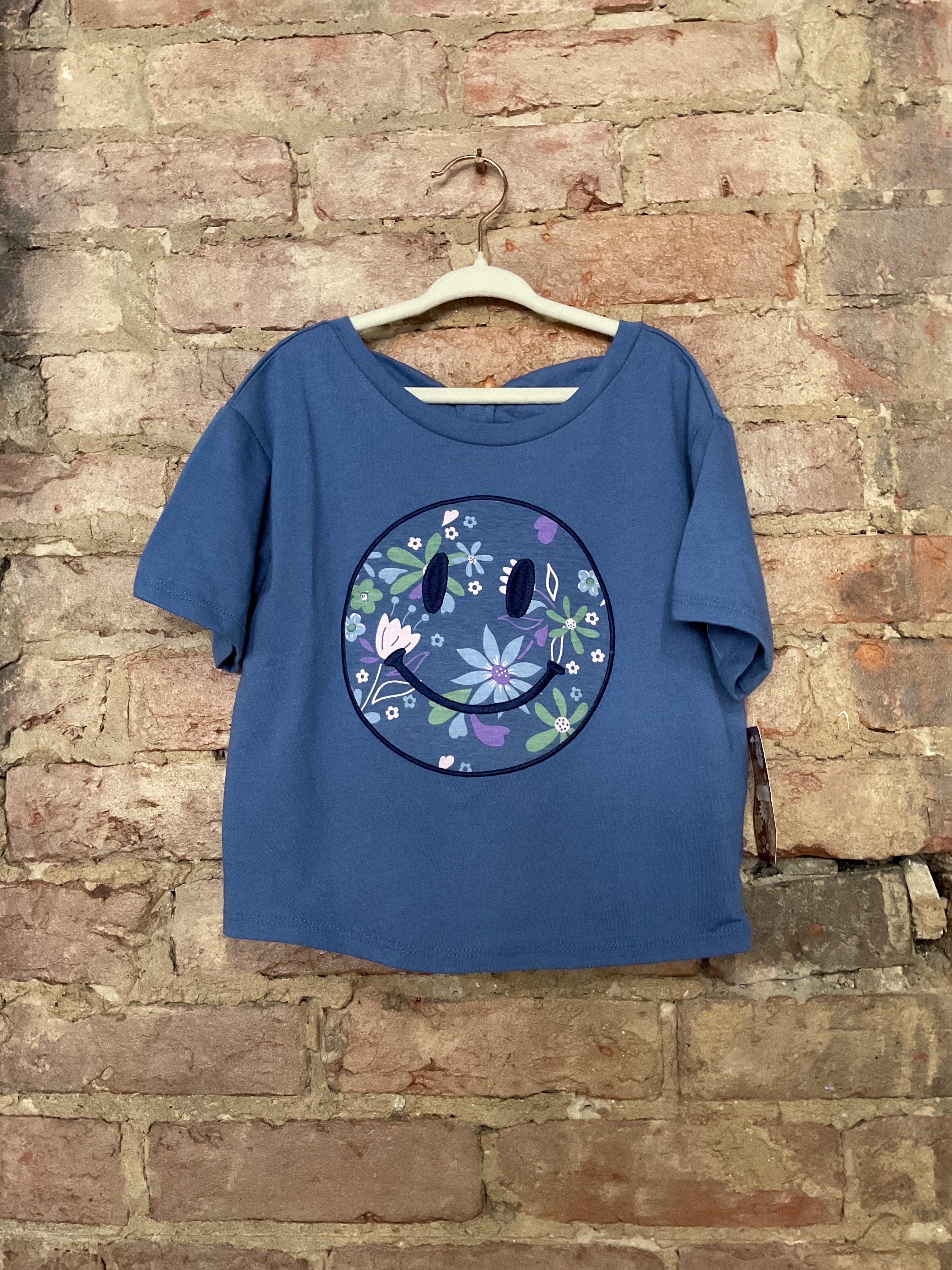 GIRLS Blue NWT Smiley Tshirt & Short Set - 7