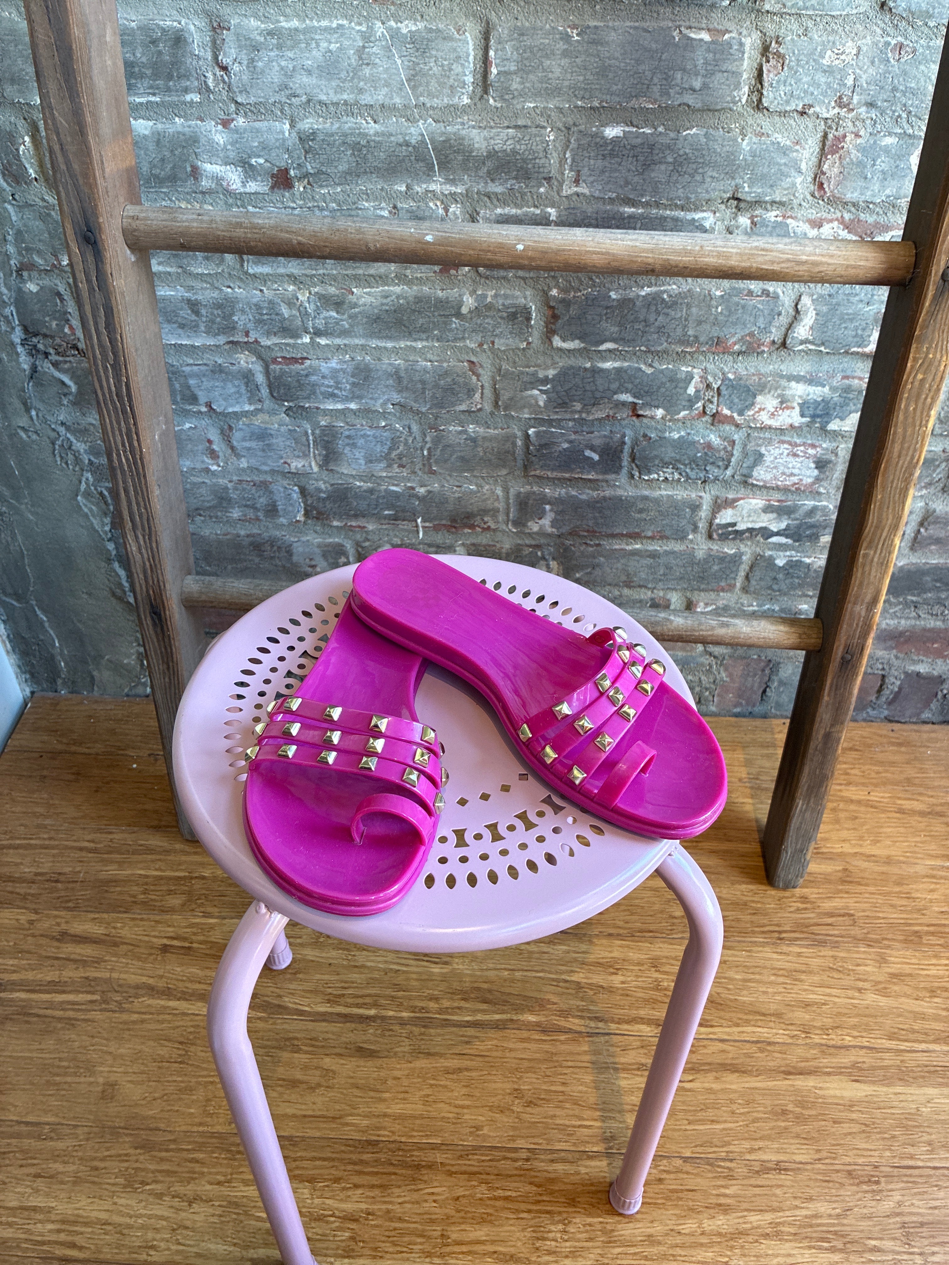 Vince Camuto Elishenta Jelly Sandals - 7