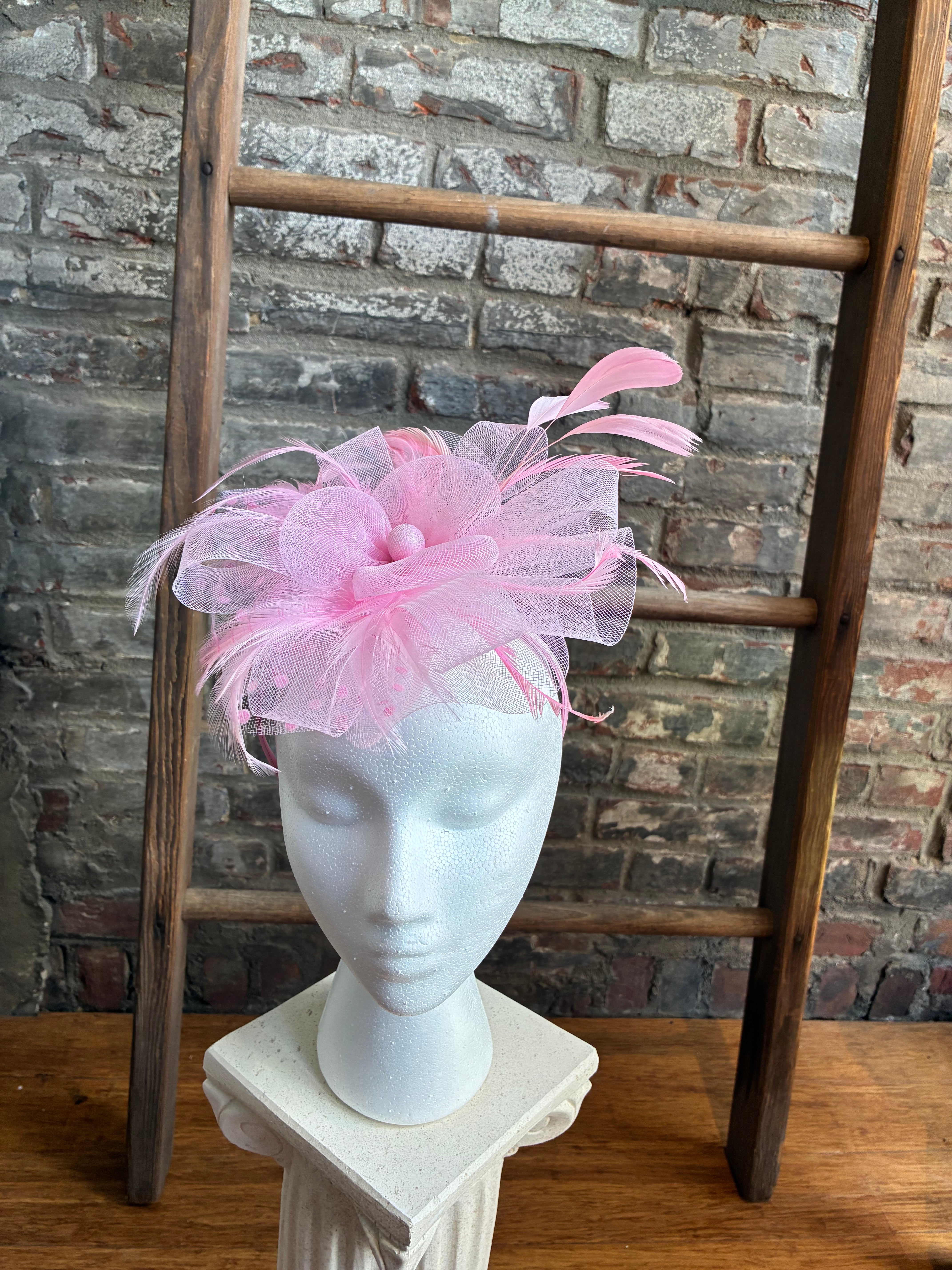 The Sutton Button Fascinator