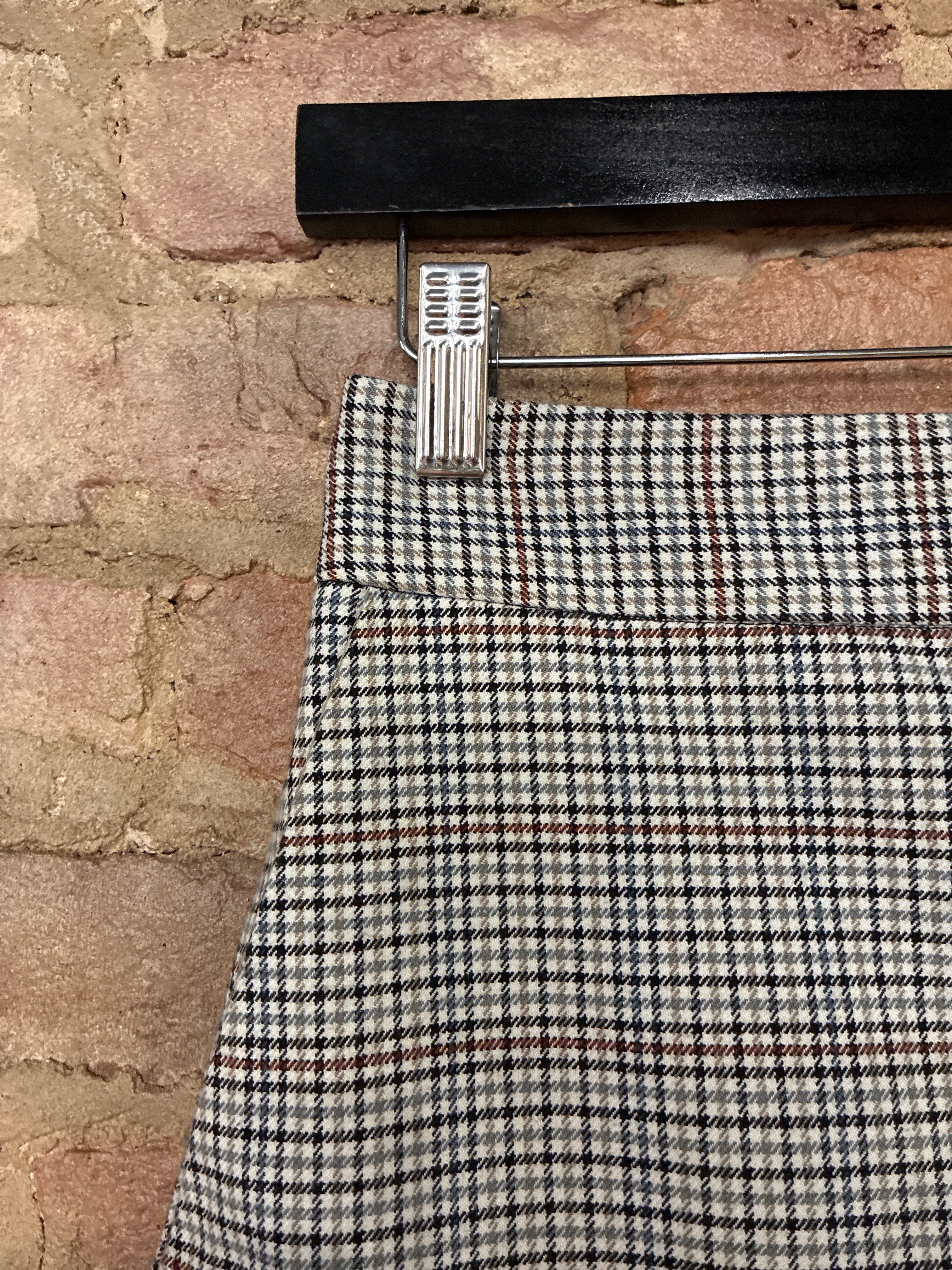 Zara Houndstooth Plaid Skort