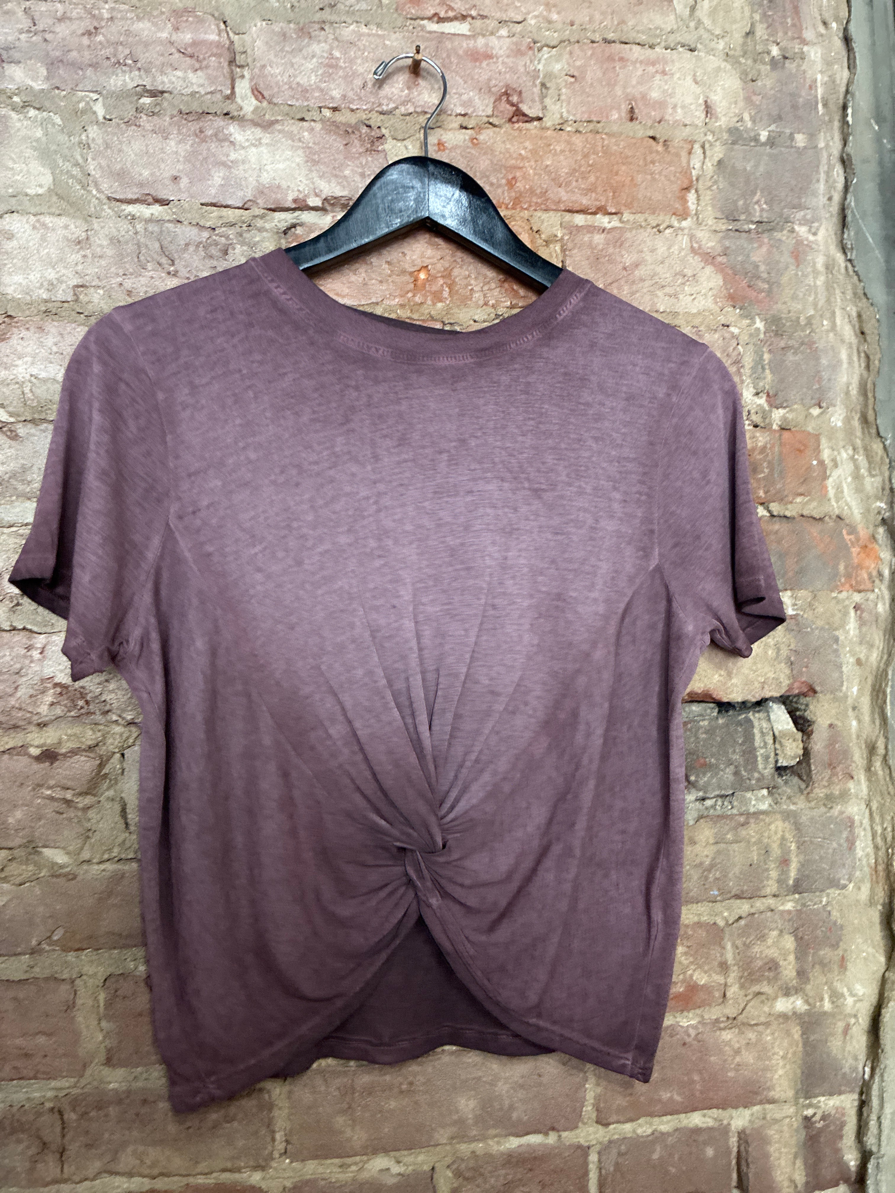 NWT MonoB Plum Workout Top