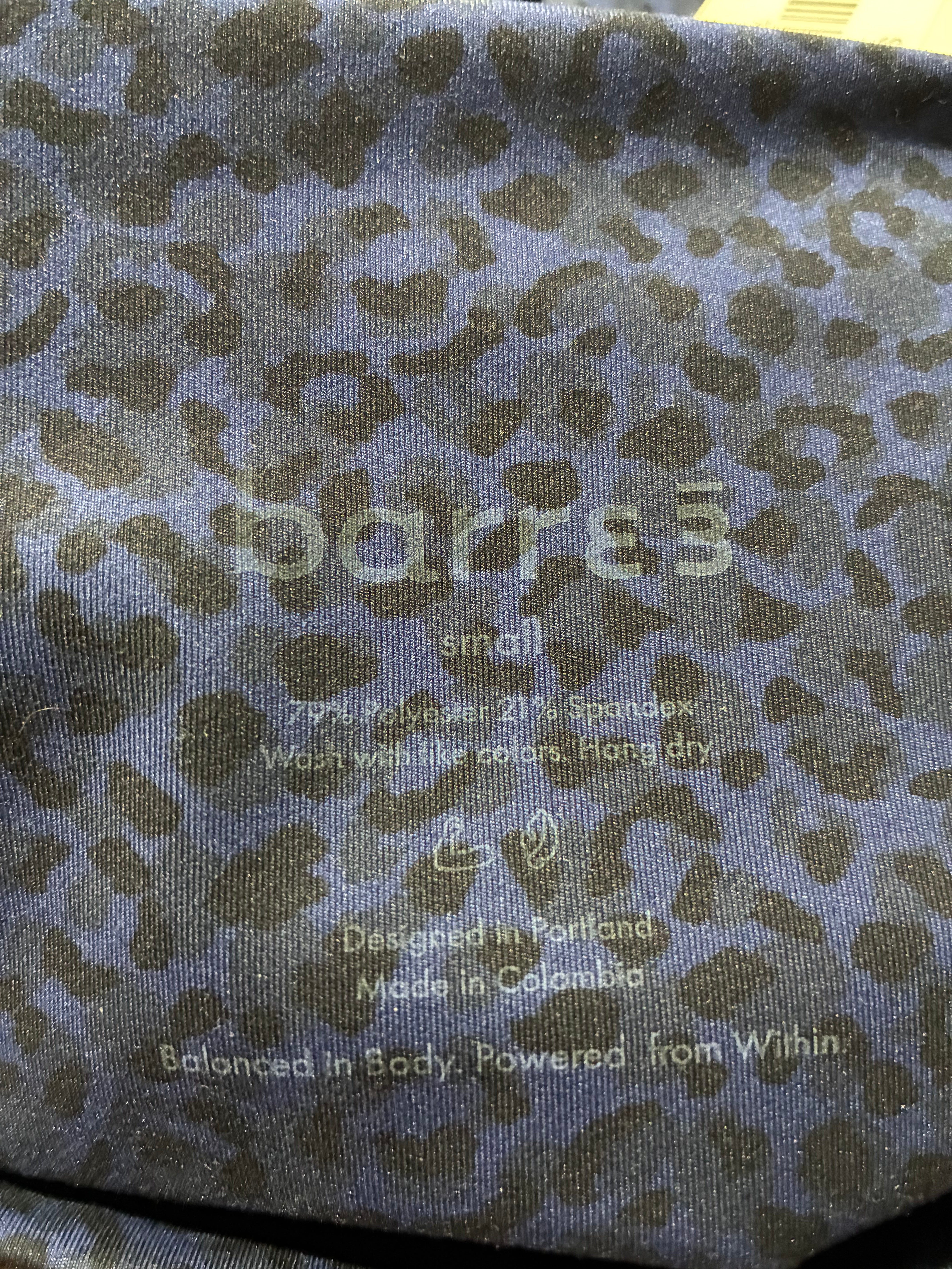 barre3 Blue Leopard Leggings