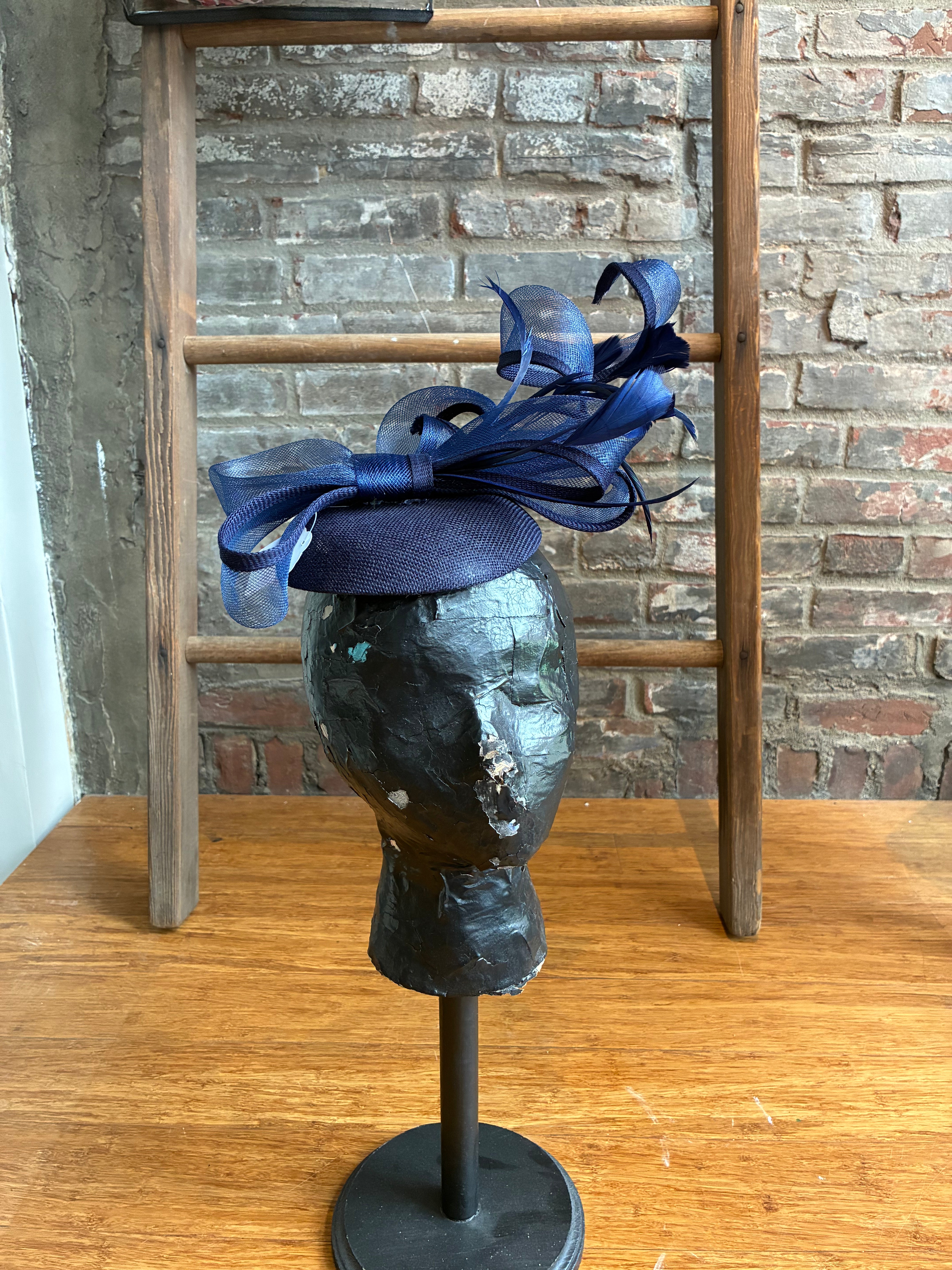 Whimsy Twist Fascinator