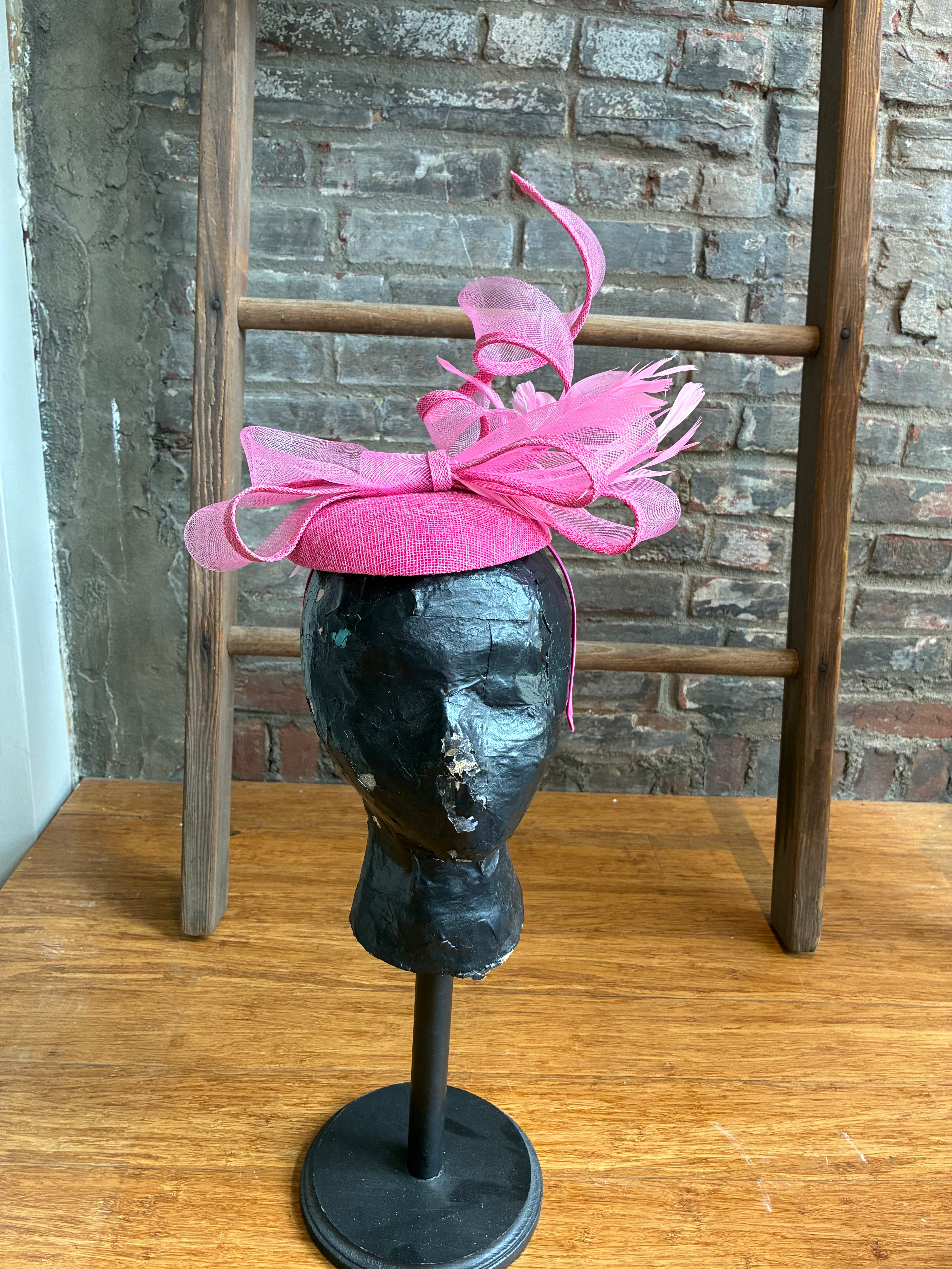 Whimsy Twist Fascinator