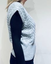 Load image into Gallery viewer, Argyle Knit Vest Sweater
