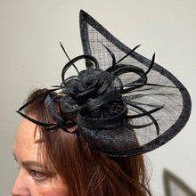 Load image into Gallery viewer, Black Rose Fascinator