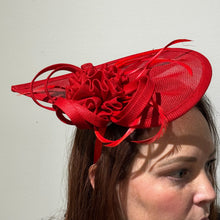 Load image into Gallery viewer, Red Fascinator