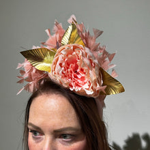 Load image into Gallery viewer, Chicago Fascinator