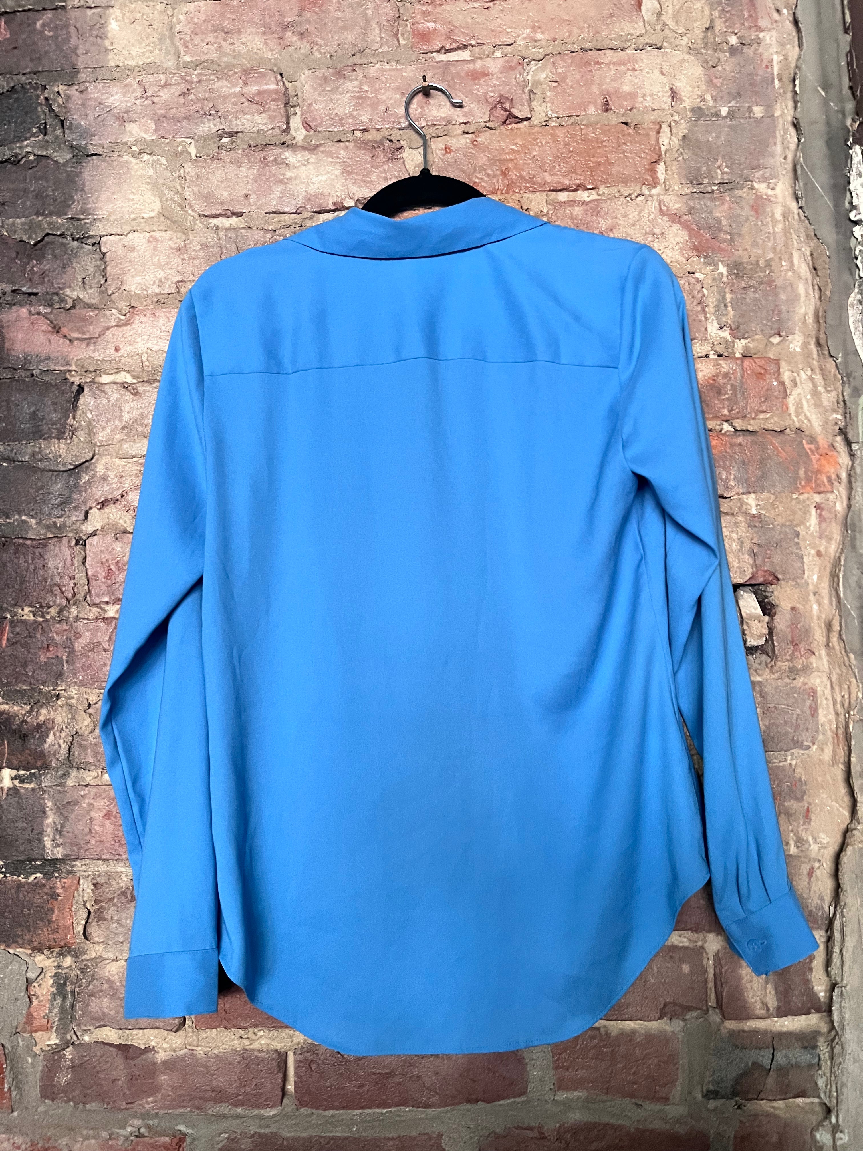 Ann Taylor Blue Button Up S