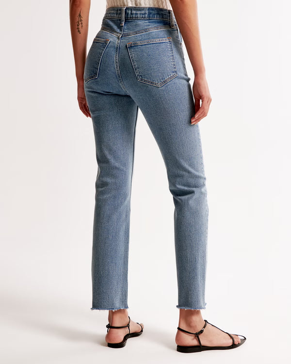 A&F Ankle Straight High Rise 26/2 Raw Hem