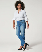 Load image into Gallery viewer, Spanx Straight Ankle Jean