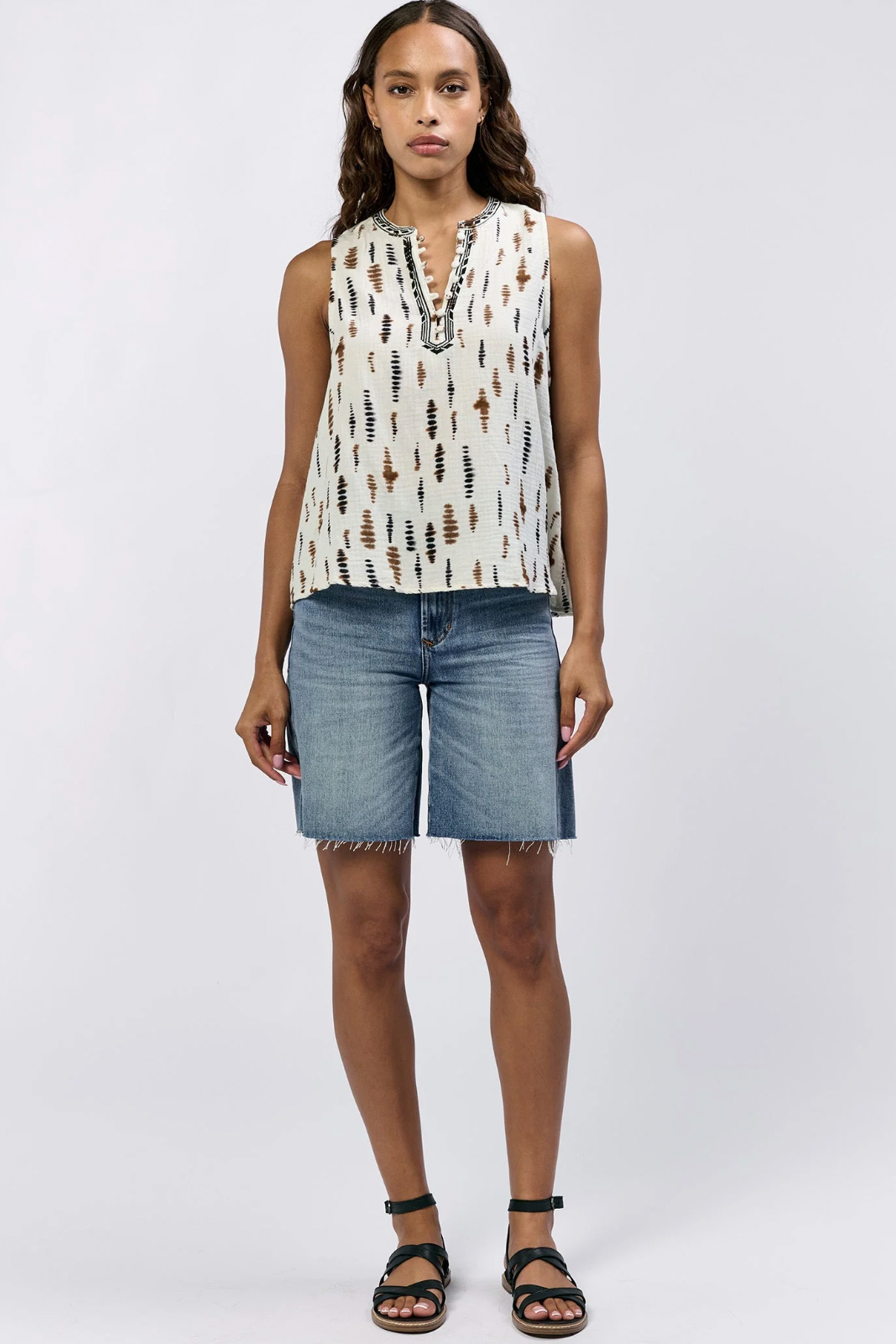 Raja Sleeveless Blouse