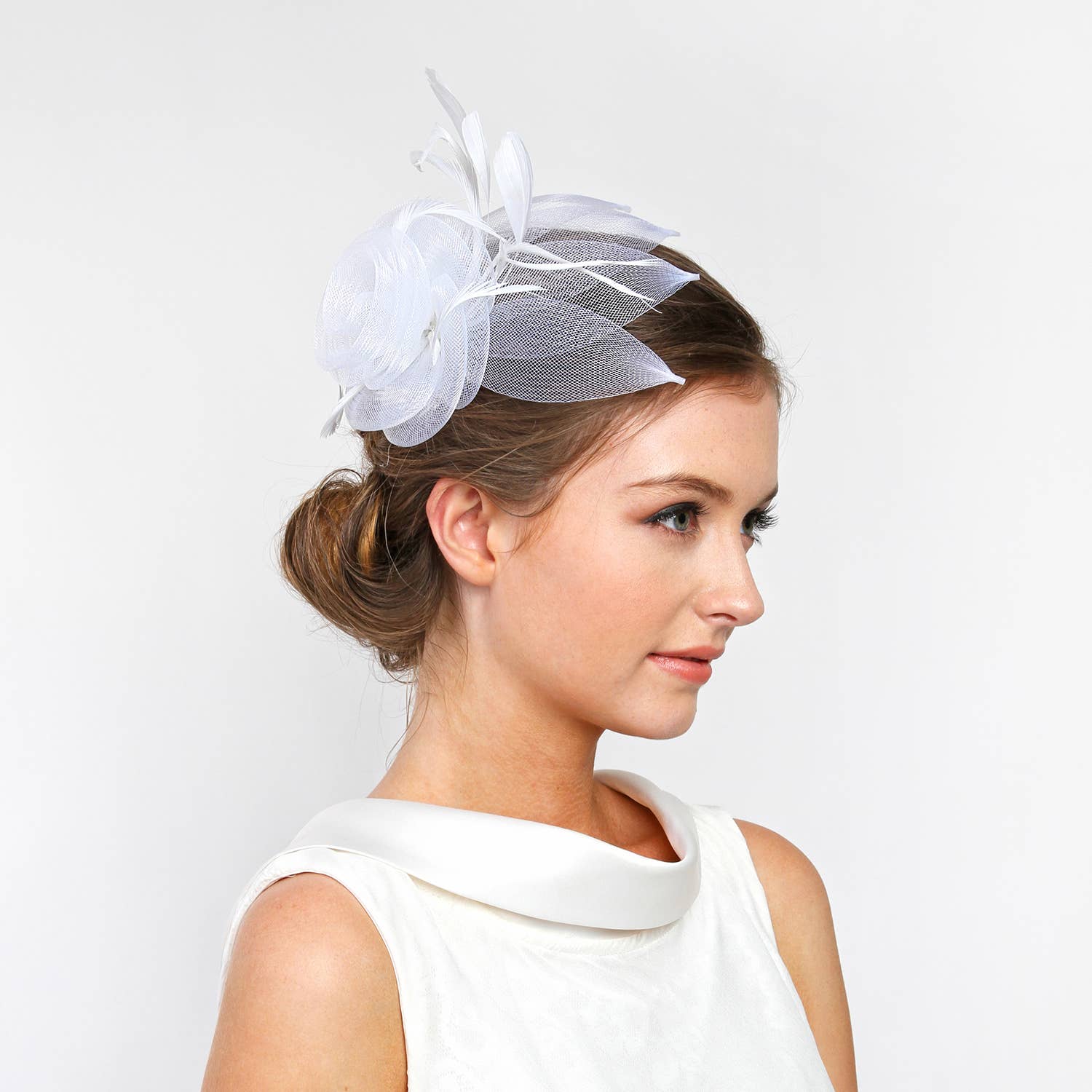 Flower & Leaves Mesh w/ Feathers Fascinator Clip