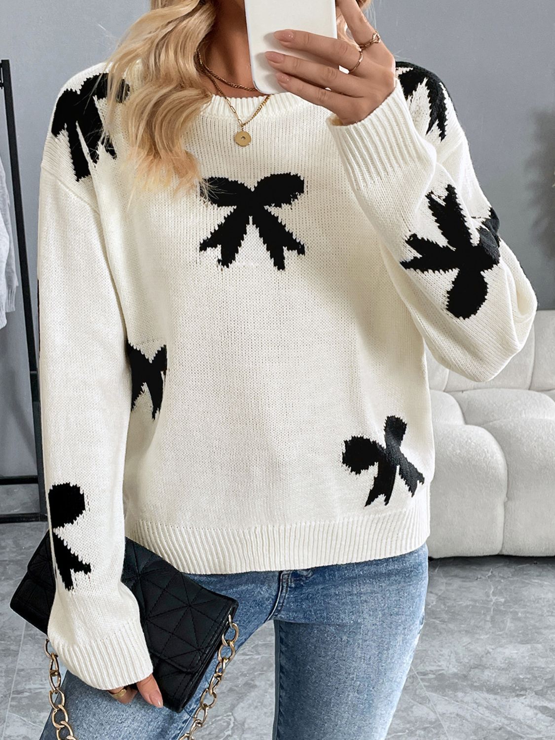 Perfect Bow Graphic Round Neck Long Sleeve Sweater