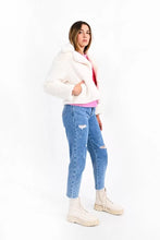 Load image into Gallery viewer, Faux Fur Cream Jacket