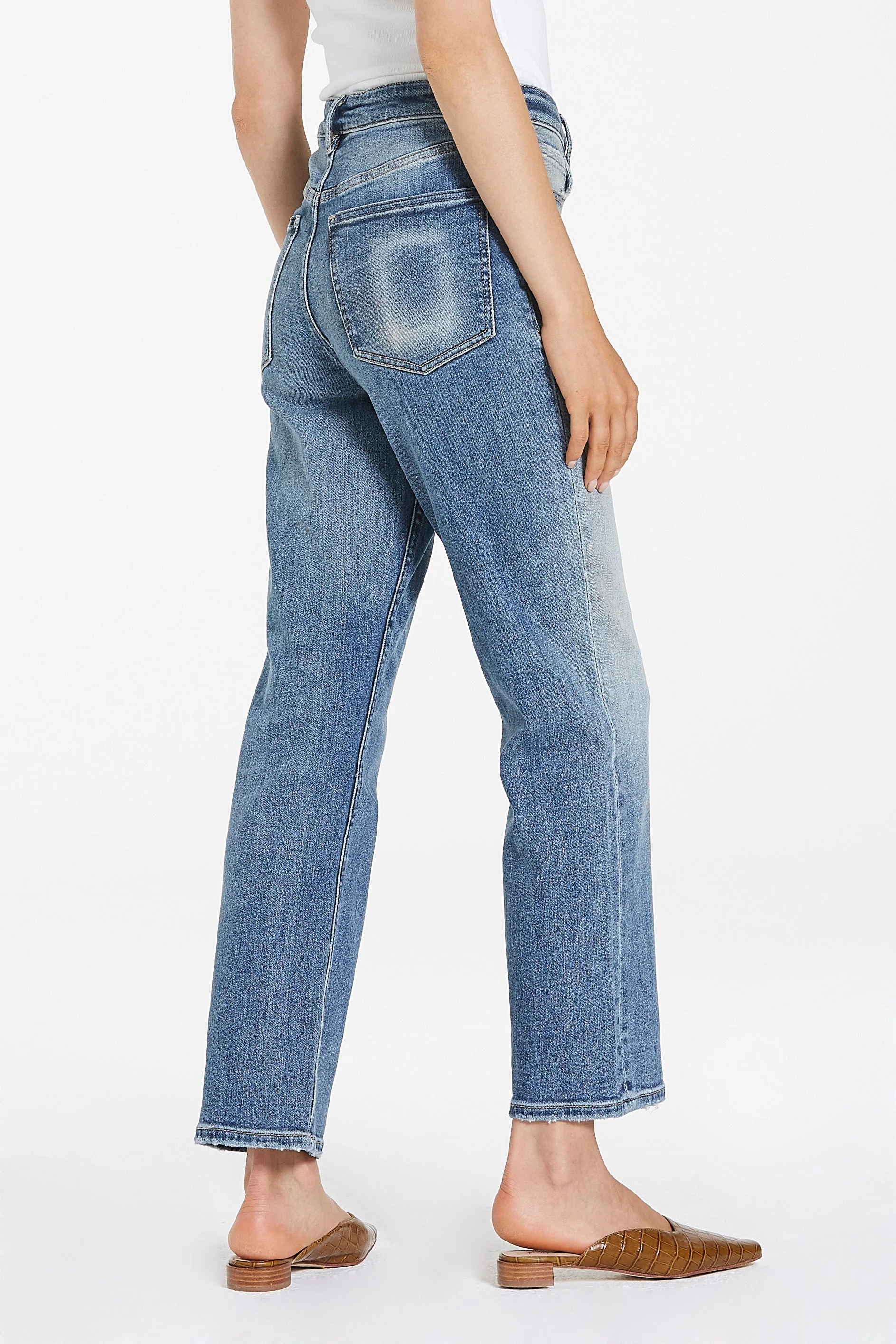 90's Straight Leg Jean