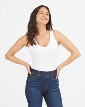 Load image into Gallery viewer, SPANX Scoop Neck Bodysuit