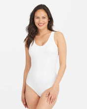 Load image into Gallery viewer, SPANX Scoop Neck Bodysuit